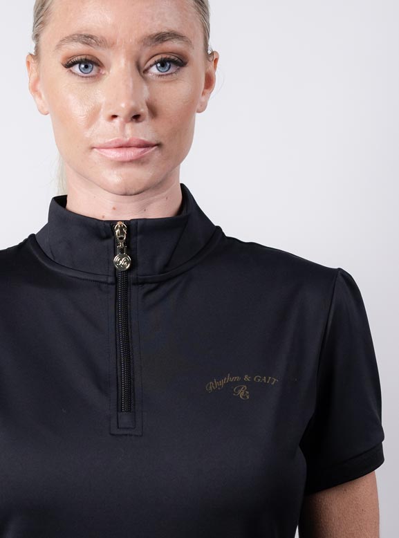 
                  
                    Short pinched sleeve base layer in Black
                  
                